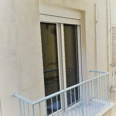 Central Modern Design
